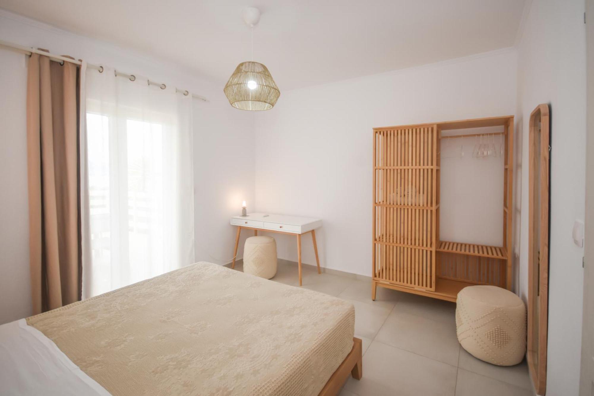 פלאסרנה Elia Apartments מראה חיצוני תמונה