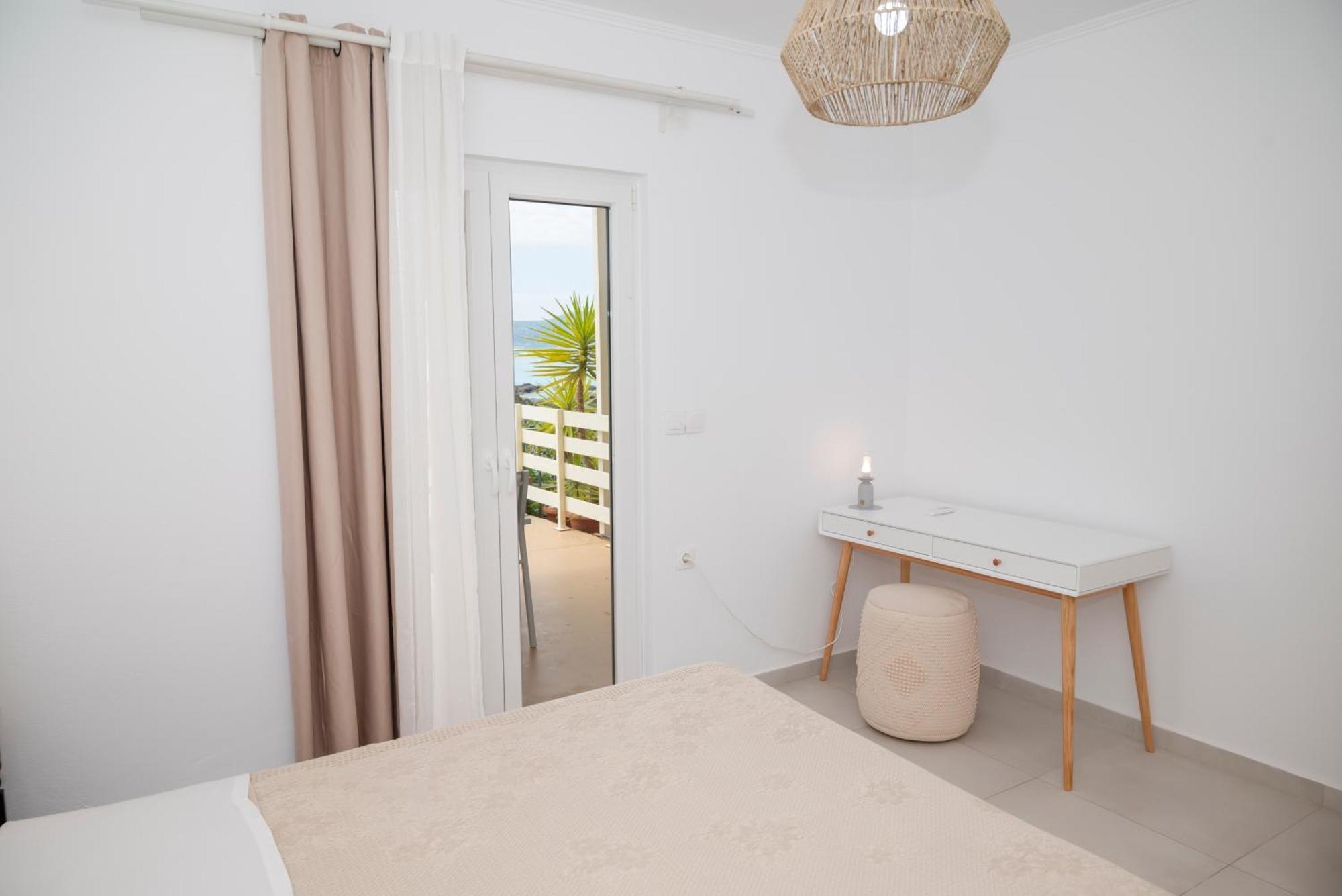 פלאסרנה Elia Apartments מראה חיצוני תמונה