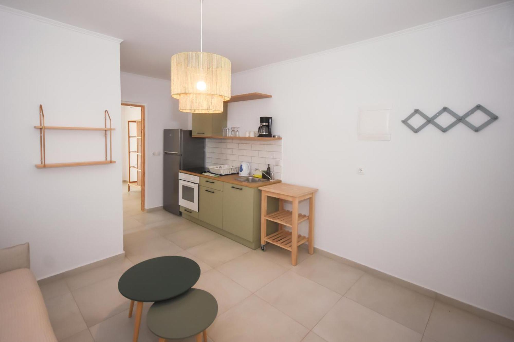 פלאסרנה Elia Apartments מראה חיצוני תמונה