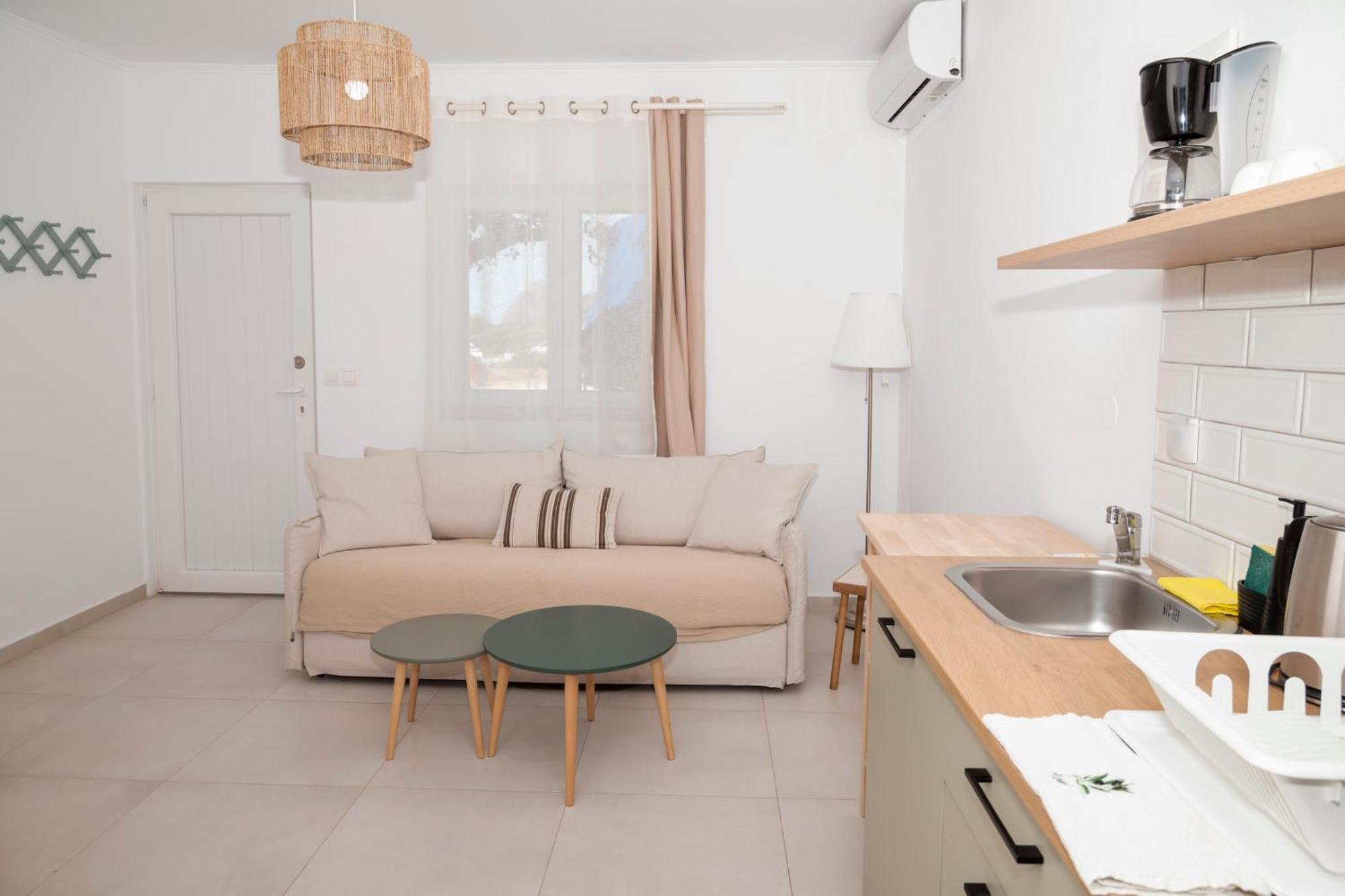 פלאסרנה Elia Apartments מראה חיצוני תמונה